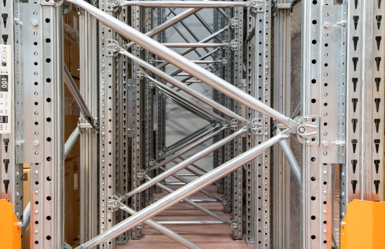 08 magazzini statici