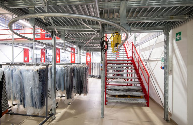 24 magazzini automatici